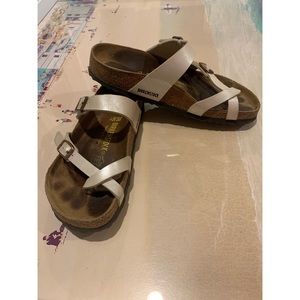 “Mayari” Birkenstock